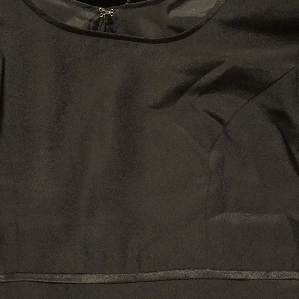 ‼️MARKED DOWN‼️ Long black semi-formal Dress - Picture 2 of 4